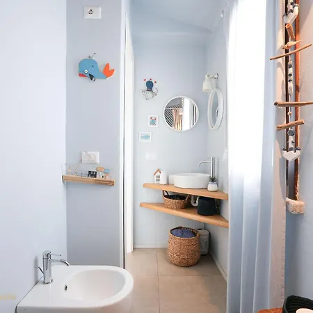 La Casetta Terrace And Sea View Apartment